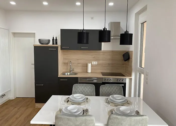 Little Penthouse *